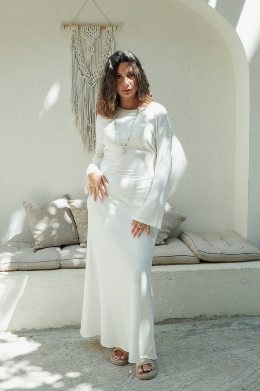 The white dress