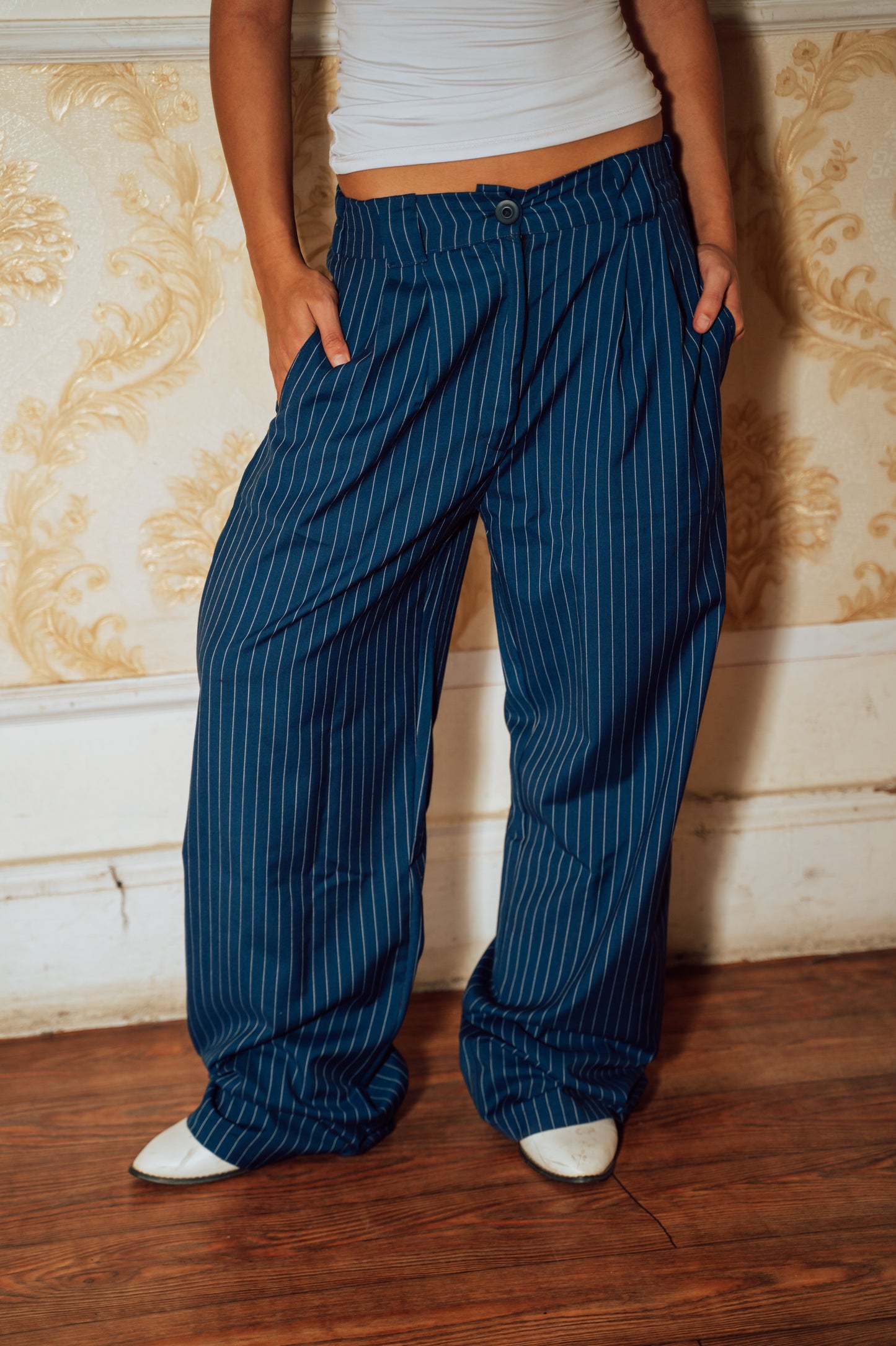 Retro pants in Navy